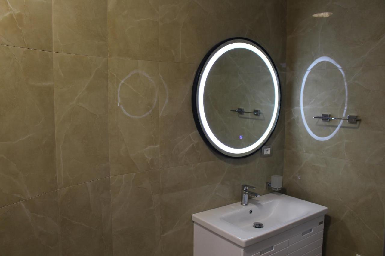 Hotel Vila Maledhi ベラト エクステリア 写真