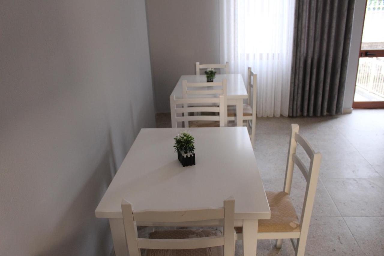 Hotel Vila Maledhi ベラト エクステリア 写真