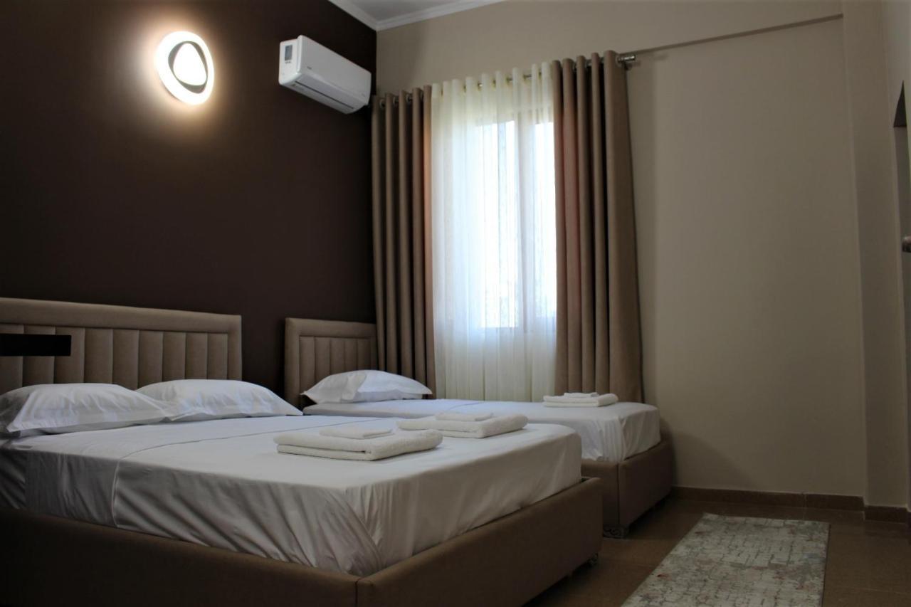 Hotel Vila Maledhi ベラト エクステリア 写真