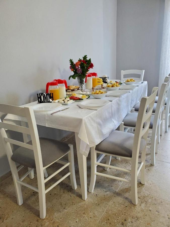 Hotel Vila Maledhi ベラト エクステリア 写真